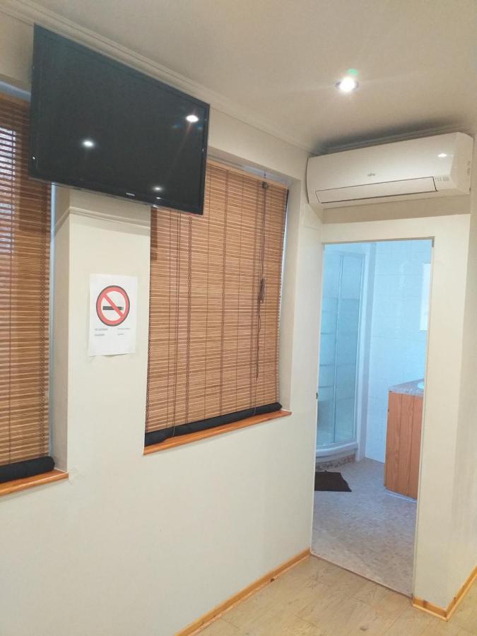 Malaga Ensuites City Centre Exteriör bild